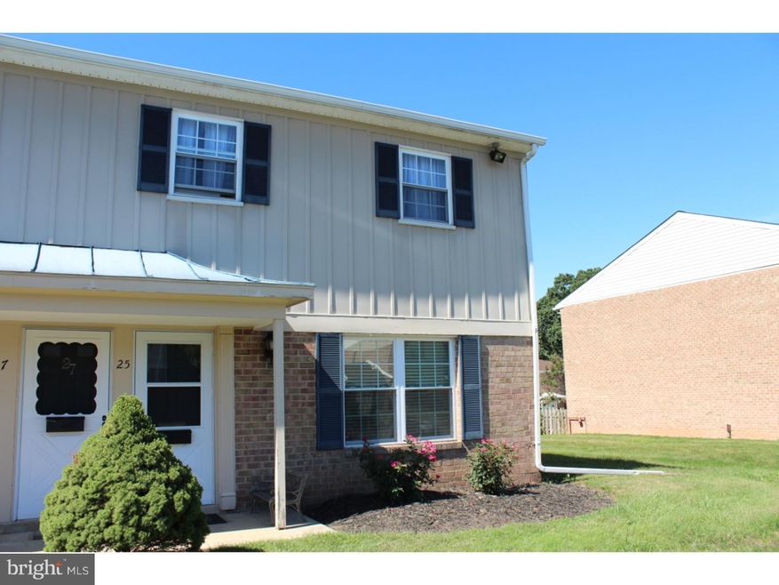 25 Kearney Dr, North Wales, PA 19454 - photo 1