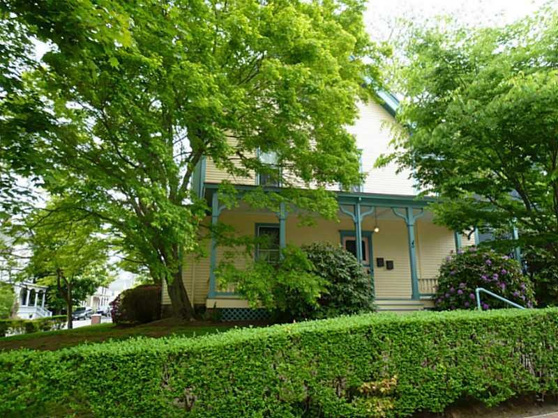 32 Bull St unit B, Newport, RI 02840 - photo 1