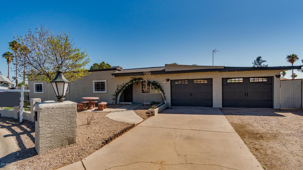 9617 E Ellis Circle-1