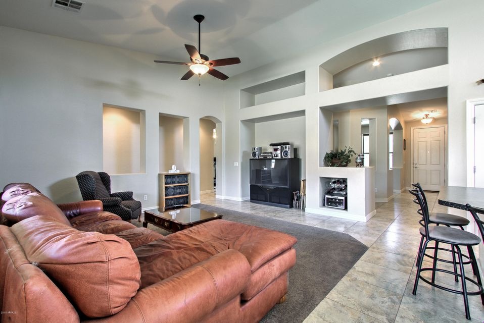 2794 E Cobalt St-17