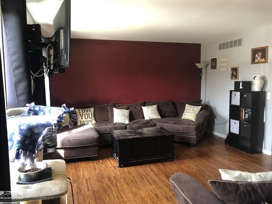 2202 Michigan Rd, Port Huron, MI 48060 - photo 1