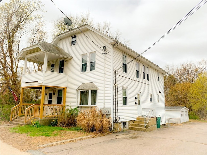 941 Mendon Rd, Woonsocket, RI 02895 - photo 1