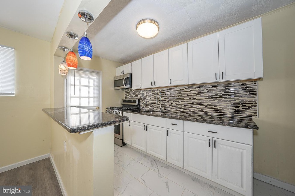 7016 Clover Ln, Upper Darby, PA 19082 - photo 1