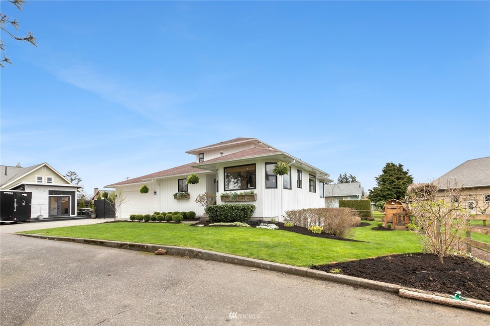 1425 C St, Lynden, WA 98264 - photo 1