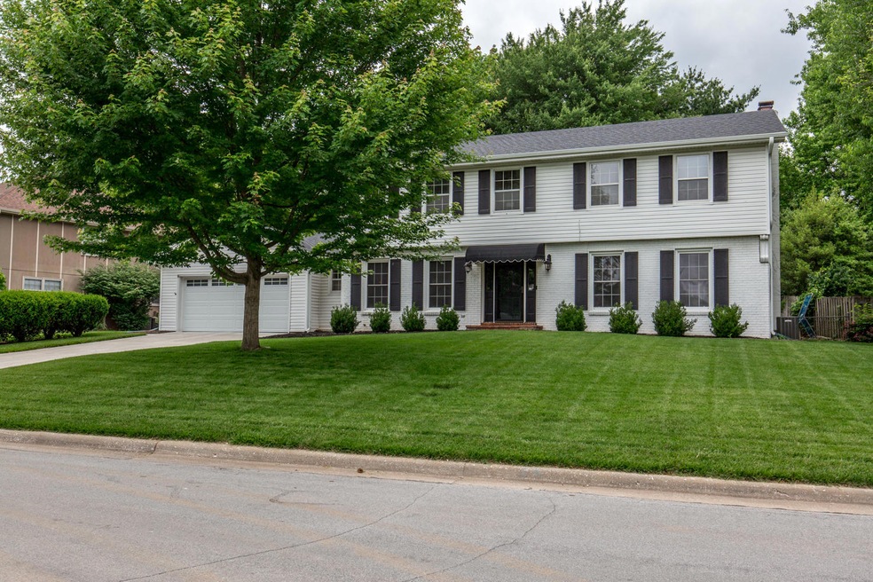 RE_1319 S Greentree-01