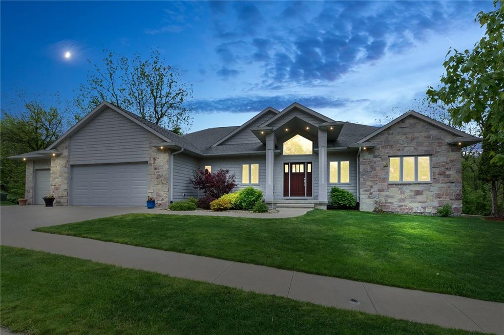 Evening house picture.