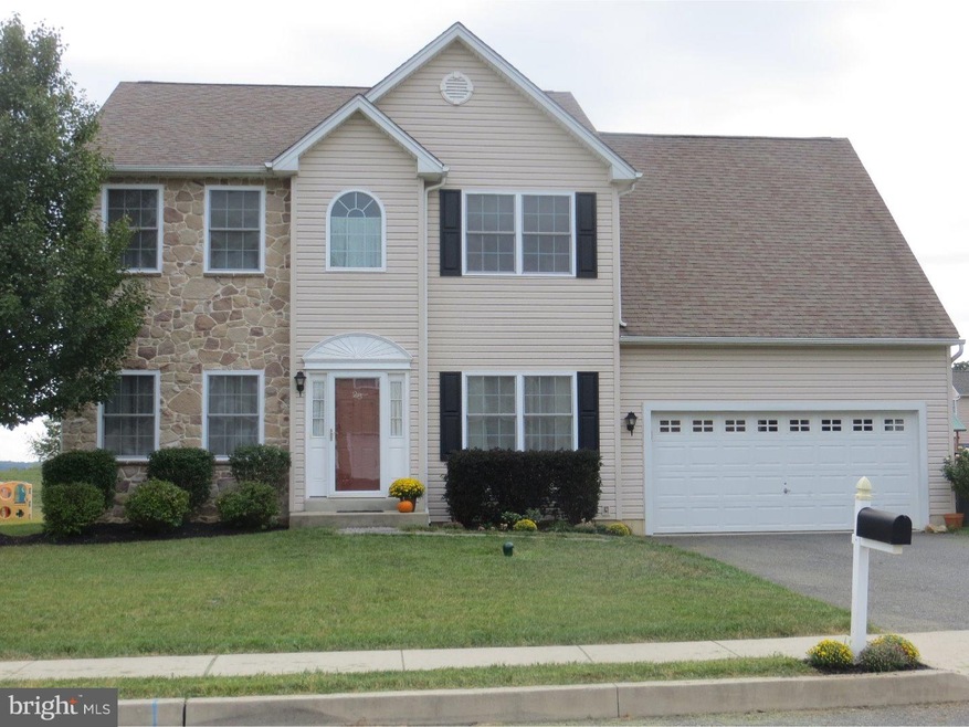 28 Bishop Pine Rd, Barto, PA 19504 - photo 1