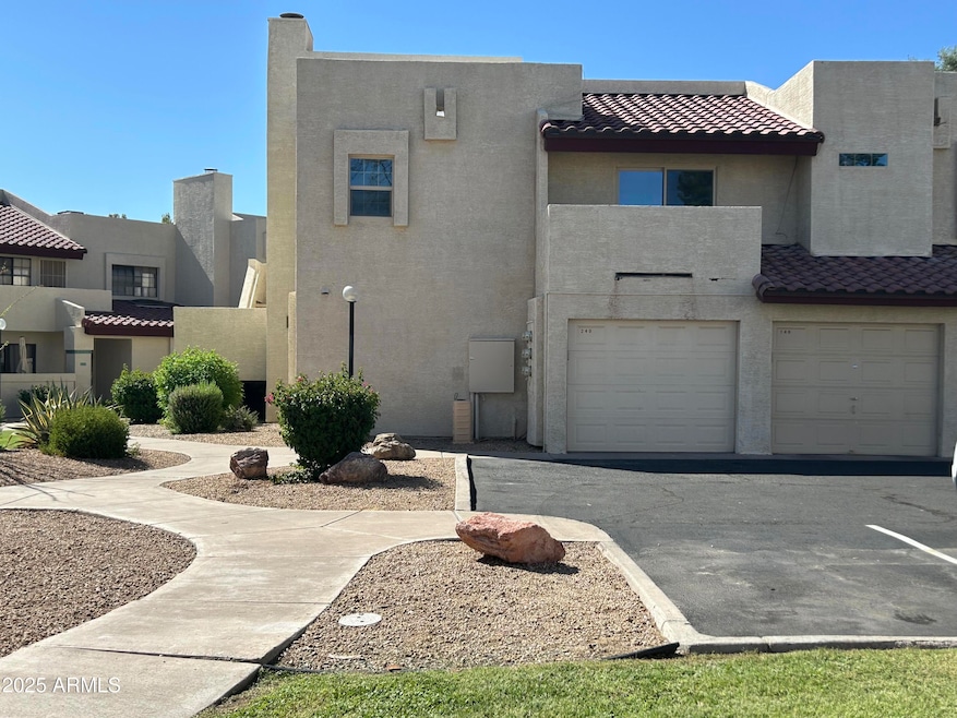 For Sale $285,000 • Co-Listing Agent