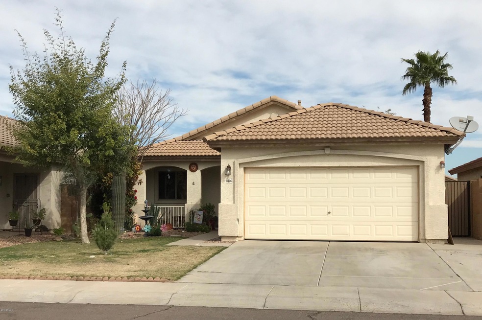 11206 W Coronado