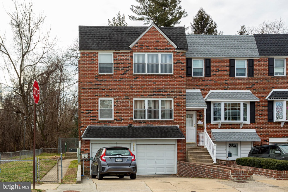 4736 Saint Denis Dr, Philadelphia, PA 19114 - photo 1