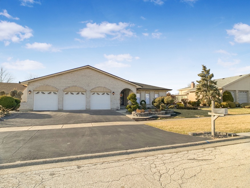 unlisted-address, Country Club Hills, IL 60478 - photo 1