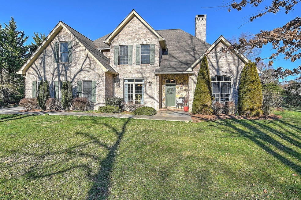 731 Fox Meadow Ln
