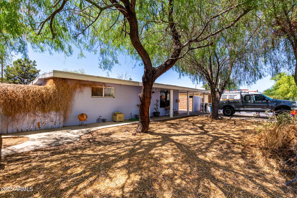 For Sale $304,900 • Co-Listing Agent