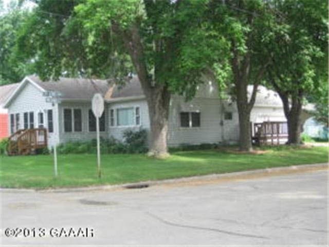 304 3rd Ave NE, Glenwood, MN 56334 - photo 1