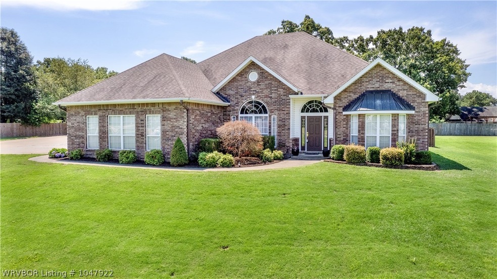 604 Bob Lewis Ln, Muldrow, OK 74948 - photo 1