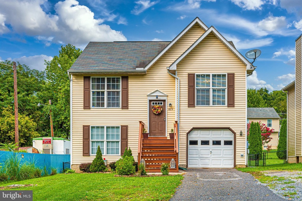 823 W Potomac St, Brunswick, MD 21716 - photo 1