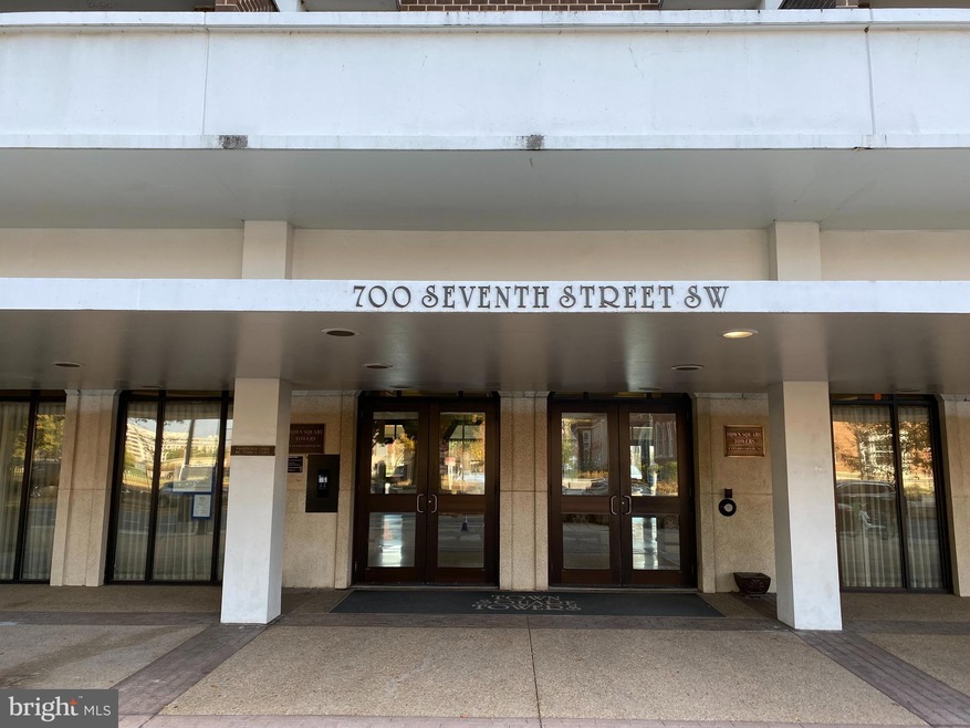 Town Square Towers unit 231, Washington, DC 20024 - photo 1