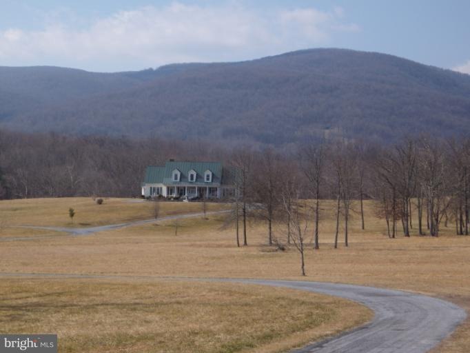 11 Twin Post Ln, Huntly, VA 22640 - photo 1