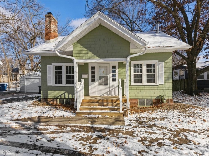 1723 41st St, Des Moines, IA 50310 - photo 1