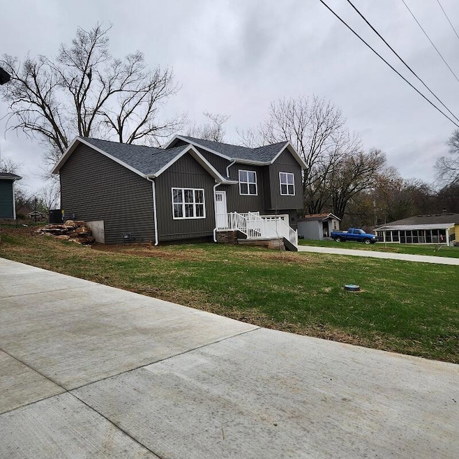 804 E Elm St, Ozark, MO 65721 - photo 1