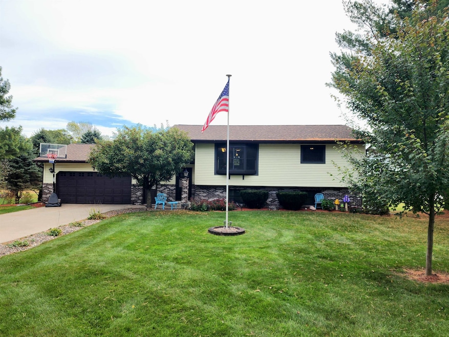 21812 Fleming Ave, Tomah, WI 54660 - photo 1