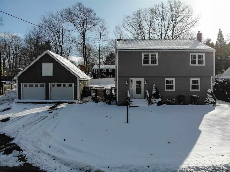 32 Dodge St, Rochester, NH 03867 - photo 1