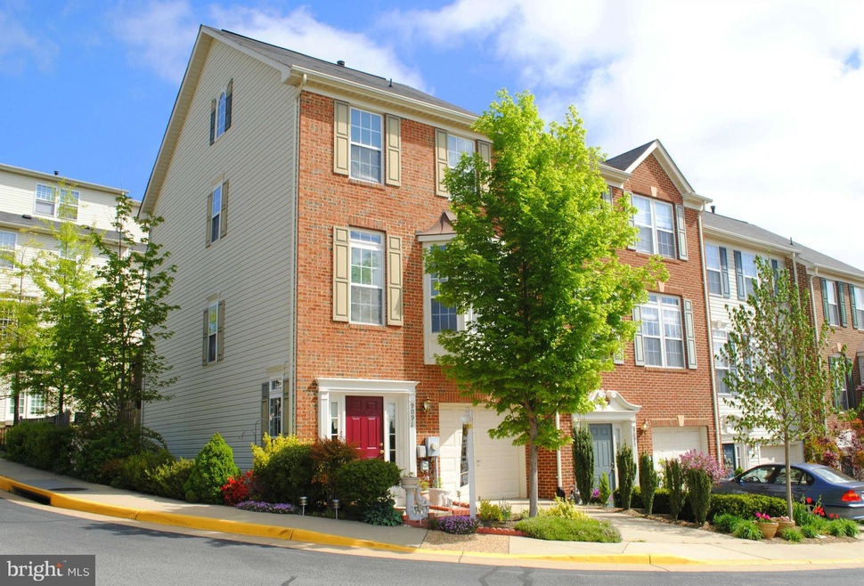 9091 Tanyard Ln, Lorton, VA 22079 - photo 1