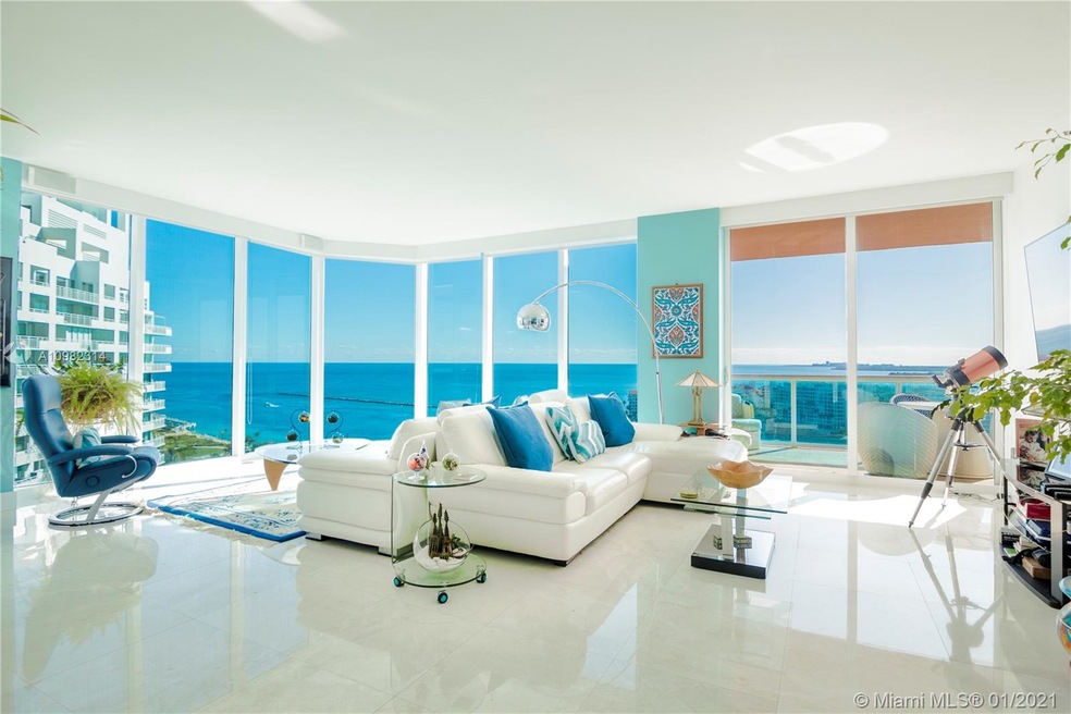 Sold $3,050,000 • Co-Listing Agent