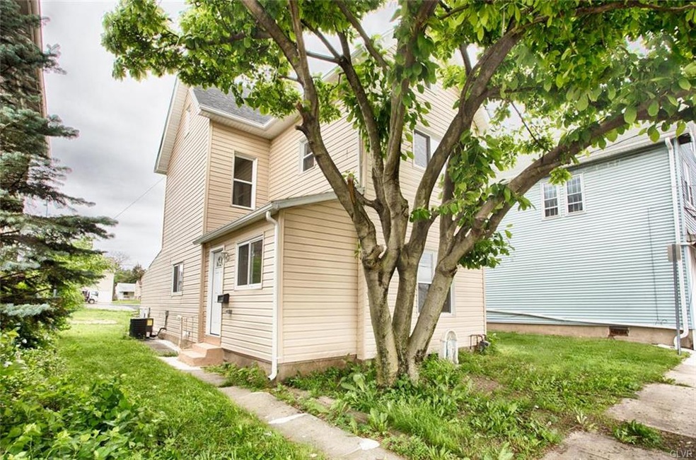 818 3rd St, Whitehall, PA 18052 - photo 1