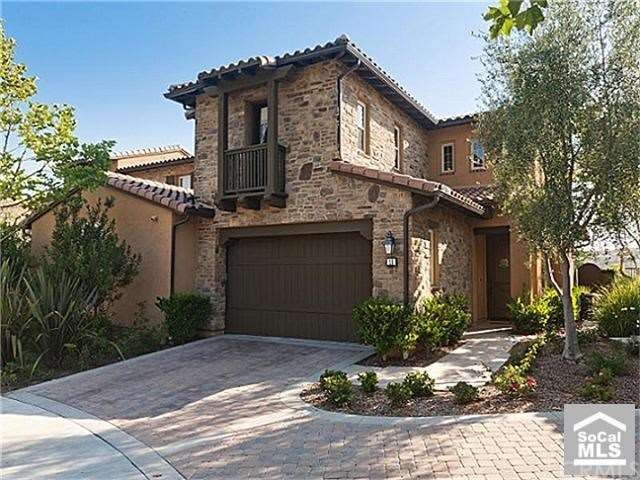 Gorgeous Stone Facade ~