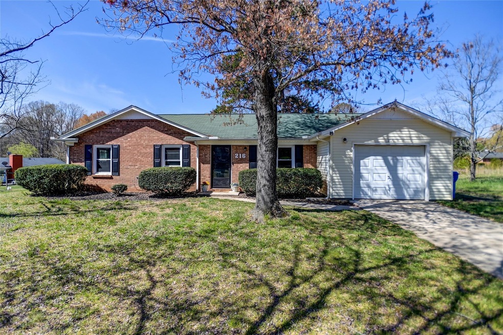 Sold $230,000 • Co-Listing Agent