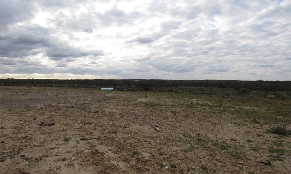 4018 Quivira Dr, Laredo, TX 78045 - photo 1