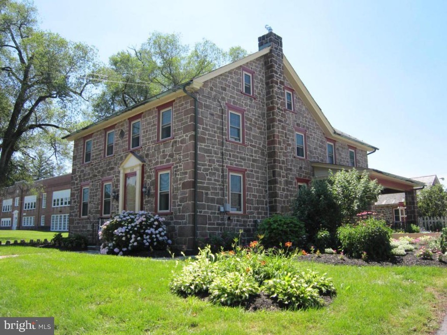 133 N Reamstown Rd, Stevens, PA 17578 - photo 1