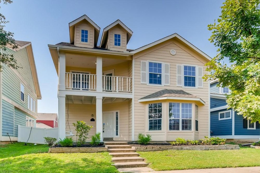 1204 Oakcrest Dr, Providence Village, TX 76227 - photo 1