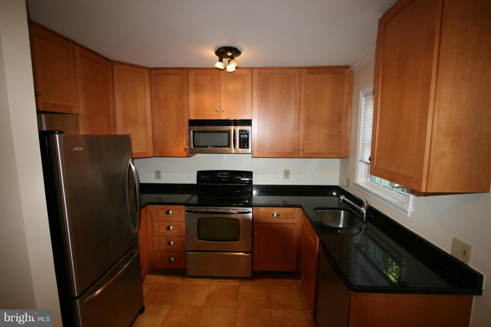 2659 S Walter Reed Dr unit B, Arlington, VA 22206 - photo 1