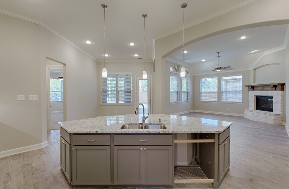 4069 Windsor Chase Dr, Spring, TX 77386 - photo 1