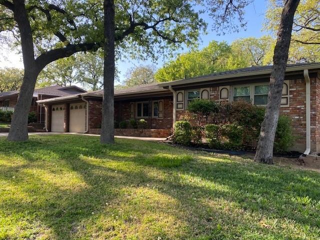 624 W Cheryl Ave, Hurst, TX 76053 - photo 1