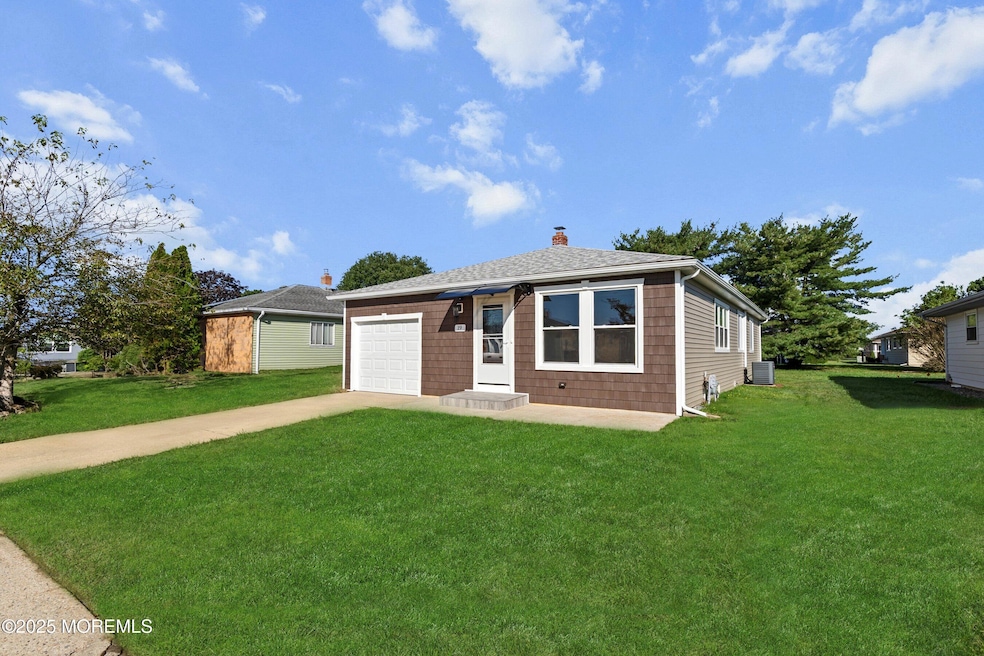 01-Front Right GRASS