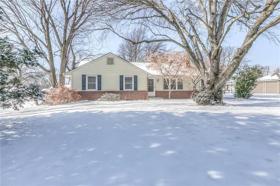 5604 Caenen St, Shawnee, KS 66216 - photo 1