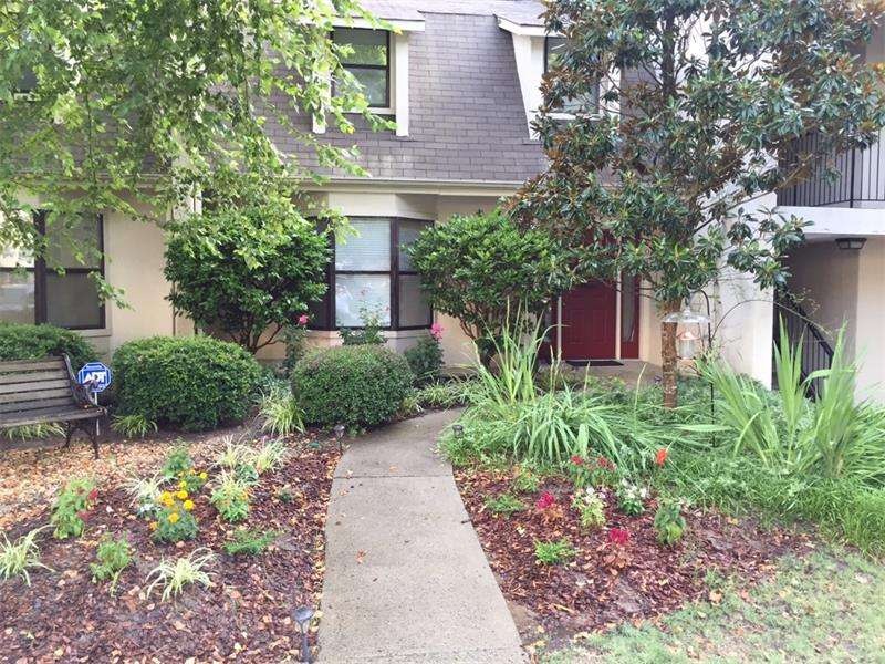 2607 Huntingdon Chase, Sandy Springs, GA 30350