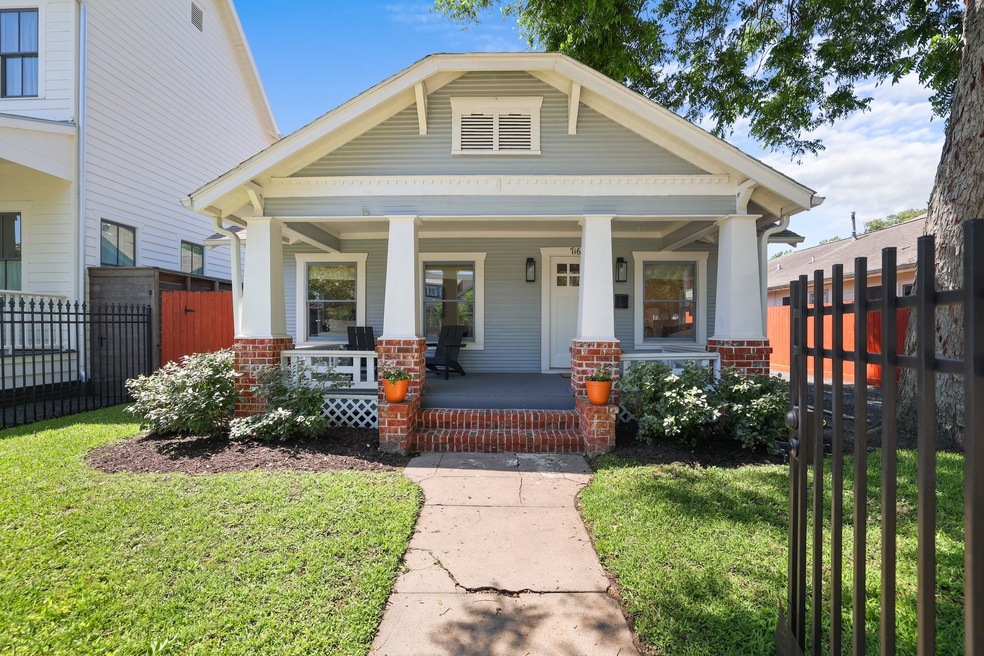 716 E 12th St, Houston, TX 77008 - photo 1