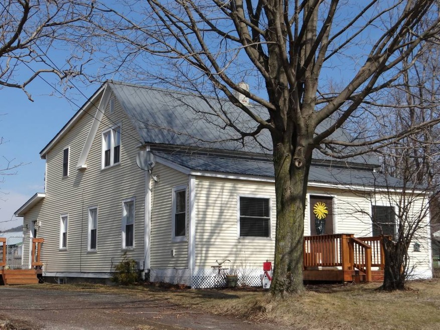 72 Huntington Rd, Richmond, VT 05477 - photo 1