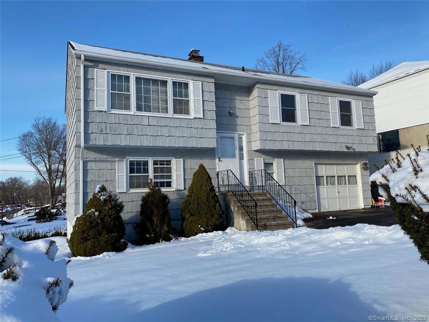 24 Nostrum Rd, Norwalk, CT 06850 - photo 1