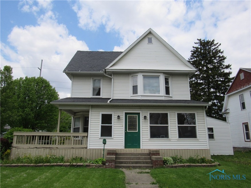 Super spacious 4 bed home located uptown Delta.