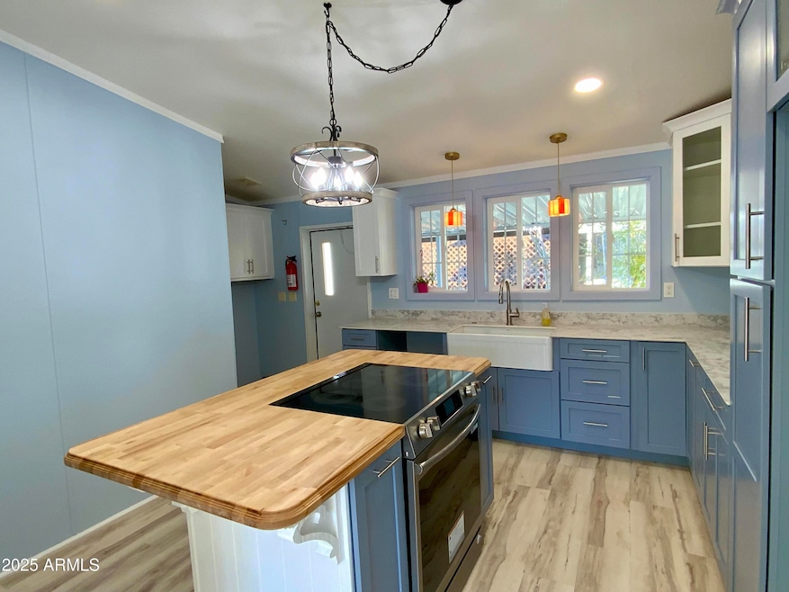 723 W Finnie Flat Rd unit 132, Camp Verde, AZ 86322 - photo 1