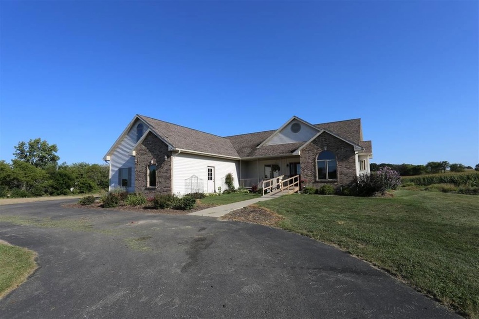 4314 Old Stage Rd, Brooklyn, WI 53521 - photo 1