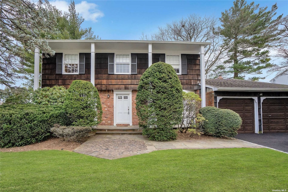 Sold $950,000 • Co-Listing Agent