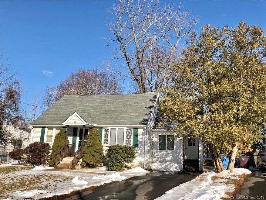 41 Maxine Ct, New Britain, CT 06051 - photo 1