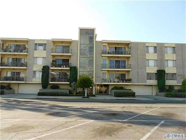Uptown Carlton--3695 Linden Avenue