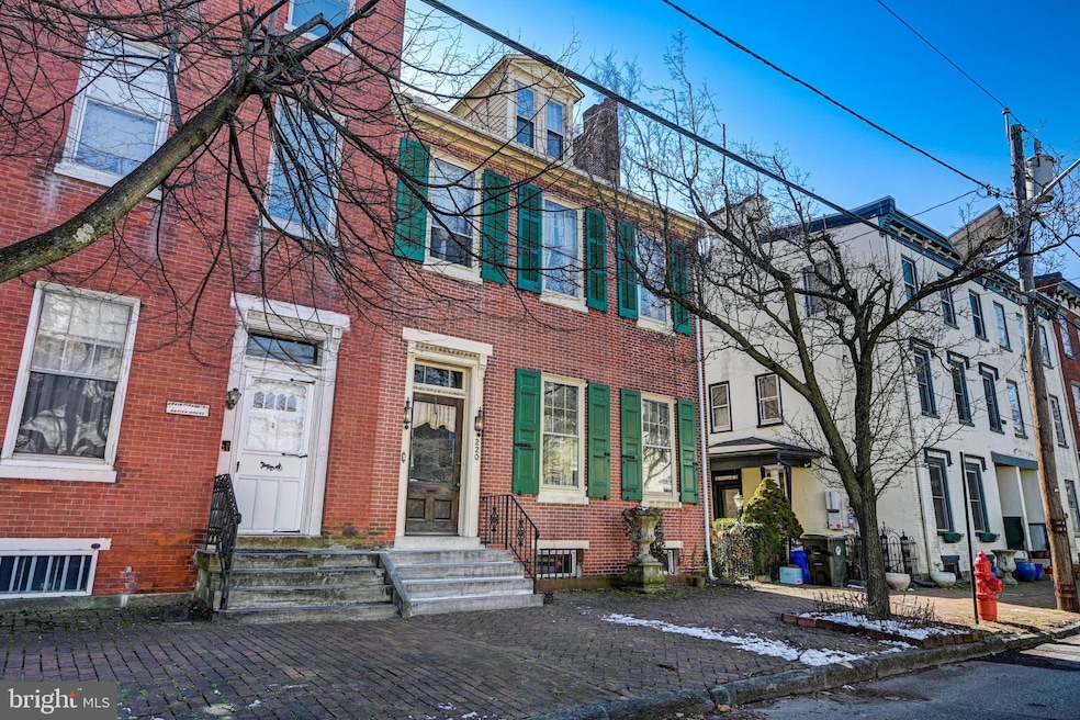 220 E Union St, Burlington, NJ 08016 - photo 1